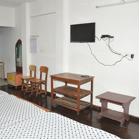 White House Anandagiri Hostel Кодайканал Екстериор снимка