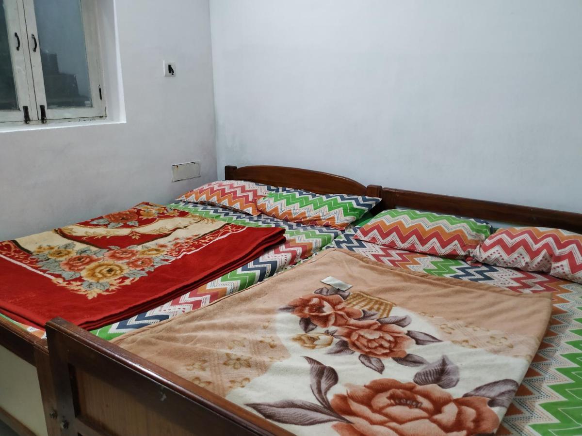 White House Anandagiri Hostel Кодайканал Екстериор снимка