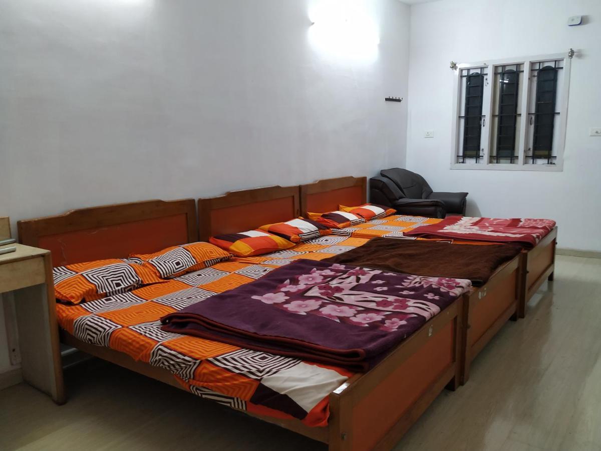 White House Anandagiri Hostel Кодайканал Екстериор снимка