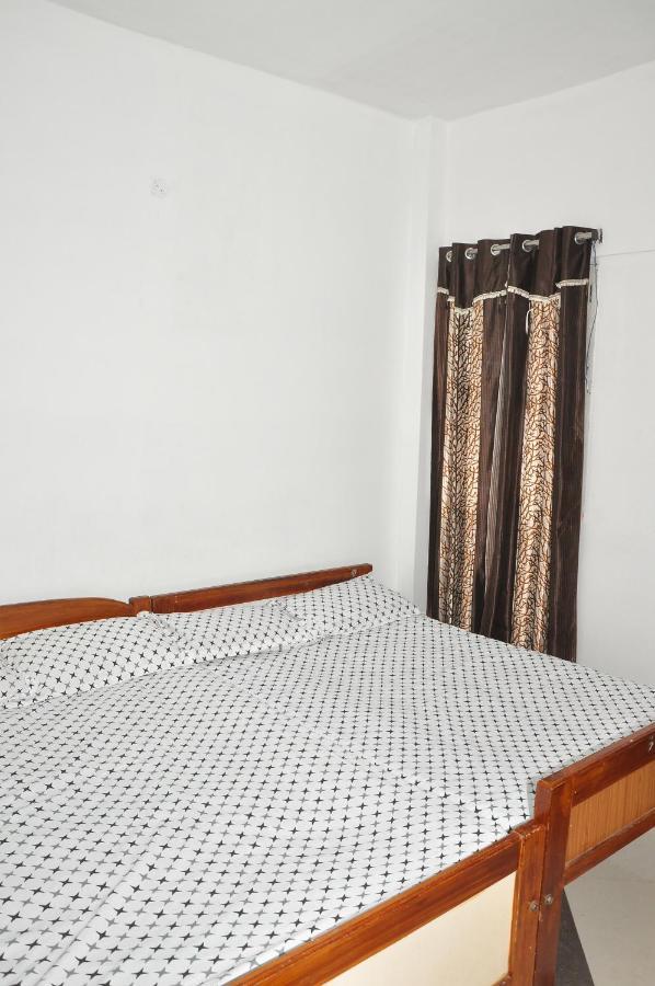 White House Anandagiri Hostel Кодайканал Екстериор снимка