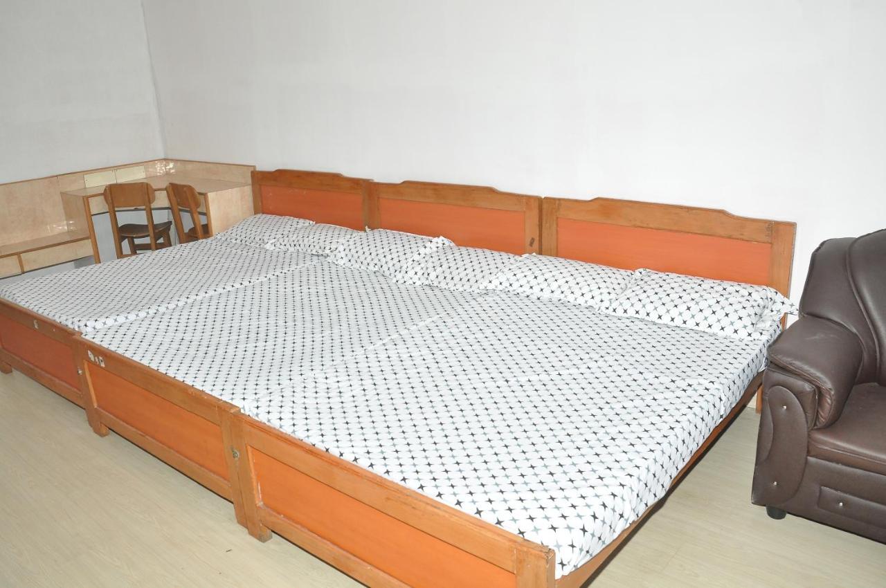 White House Anandagiri Hostel Кодайканал Екстериор снимка