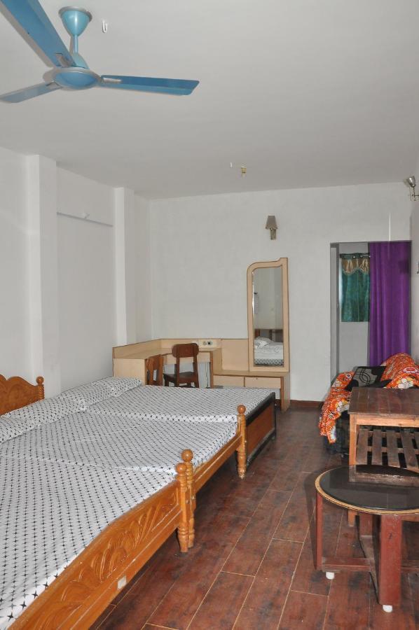 White House Anandagiri Hostel Кодайканал Екстериор снимка